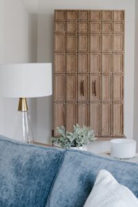 Tonal contrast – this time light and airy, use of vertical space and closed storage, as well as a well-placed lamp all make small spaces feel more open and airy.